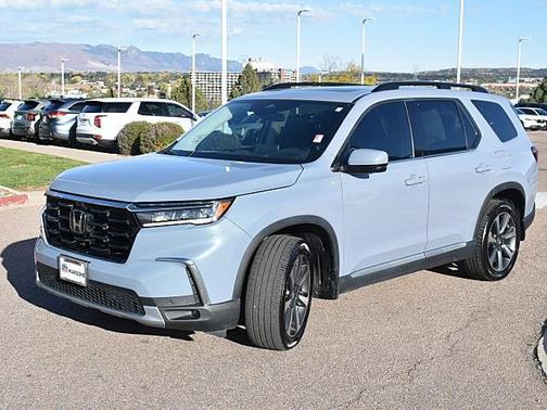 2023 Honda Pilot AWD Elite