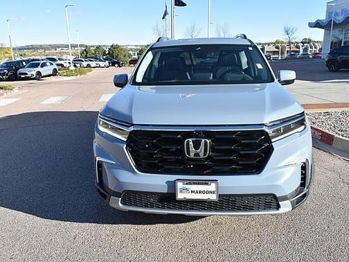 2023 Honda Pilot AWD Elite