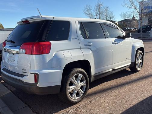 2017 GMC Terrain SLE-1