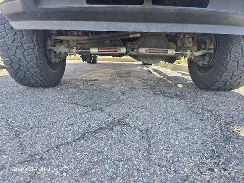 Brilliant Black Crystal Pearlcoat 2018 RAM 2500 Lone Star Crew Cab 4x4 6'4' Box