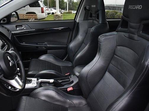 2013 Mitsubishi Lancer Evolution MR