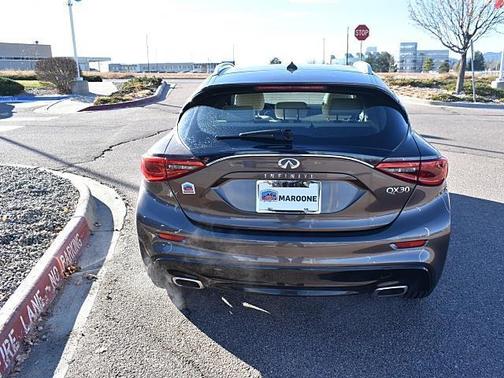 2019 INFINITI QX30 LUXE