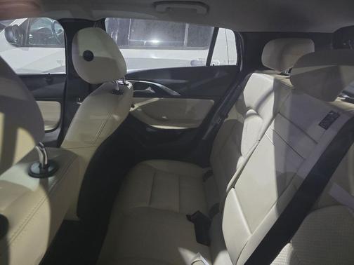 2019 INFINITI QX30 LUXE