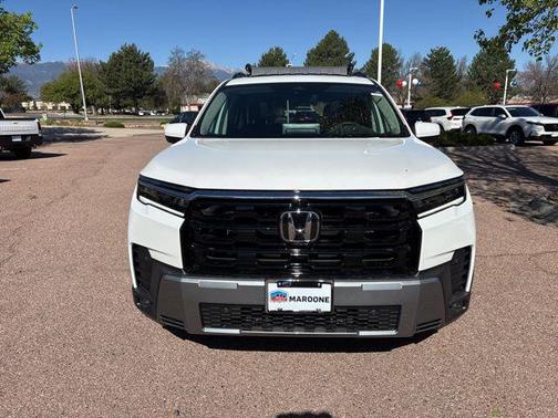 Platinum White Pearl 2026 Honda Pilot Elite