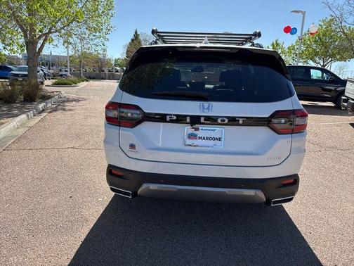 Platinum White Pearl 2026 Honda Pilot Elite