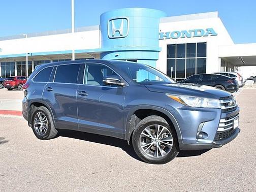 2019 Toyota Highlander LE