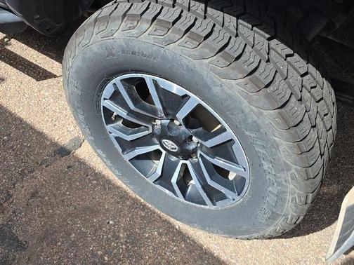2020 Toyota Tacoma TRD Sport
