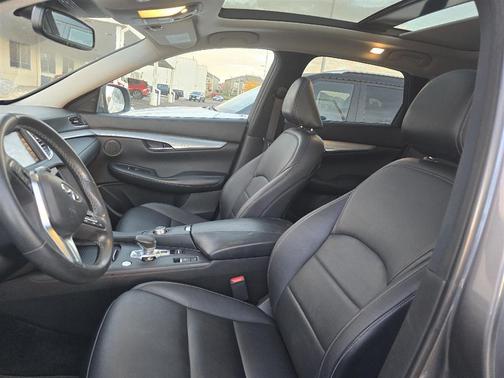 2019 INFINITI QX50 Luxe