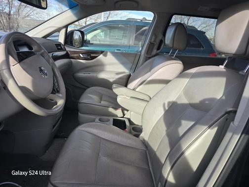 2013 Nissan Quest SV