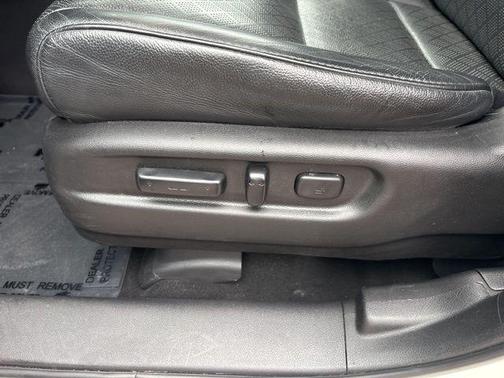 White Diamond Pearl 2019 Honda Passport Touring