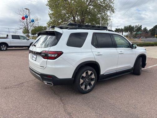 2026 Honda Pilot Touring 8-Passenger