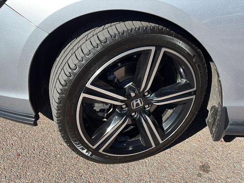 Lunar Silver Metallic 2023 Honda Accord Hybrid Sport