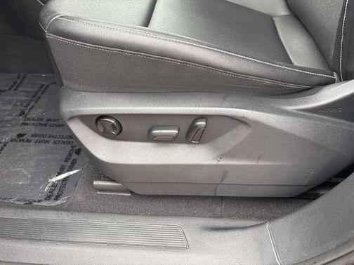 Deep Black 2020 Volkswagen Atlas Cross Sport 2.0T SE