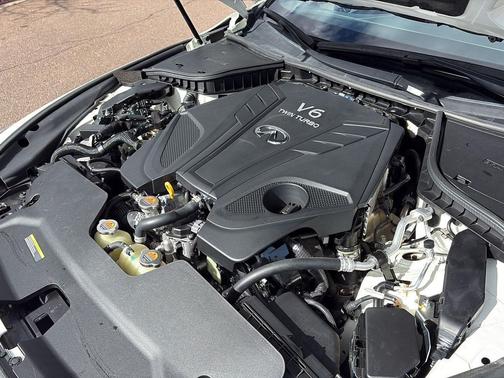 2019 INFINITI Q60 3.0T LUXE