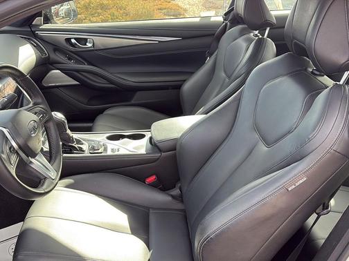 2019 INFINITI Q60 3.0T LUXE