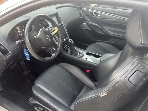 2019 INFINITI Q60 3.0T LUXE