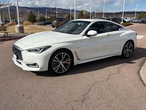 2019 INFINITI Q60 3.0T LUXE