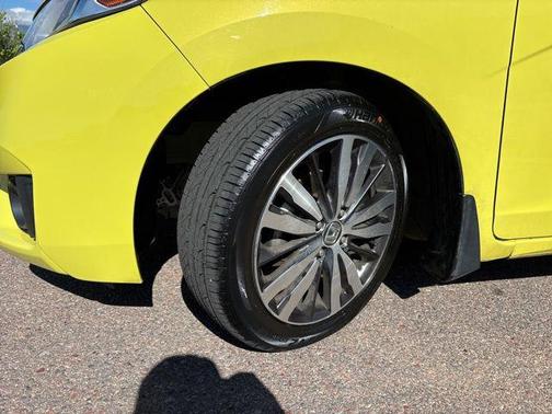 Mystic Yellow Pearl 2016 Honda Fit EX
