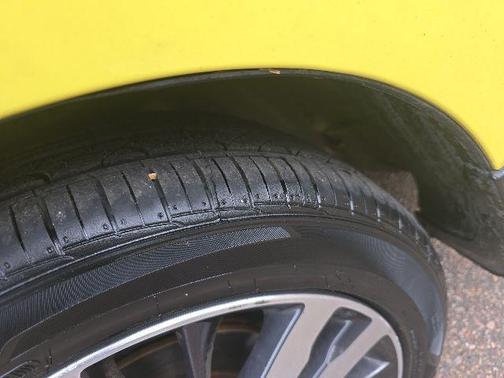 Mystic Yellow Pearl 2016 Honda Fit EX