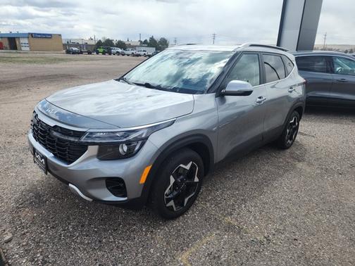 Steel Gray 2024 Kia Seltos EX