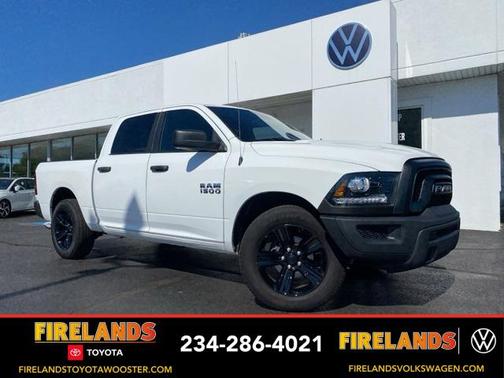 2024 RAM 1500 Classic Warlock Crew Cab 4x2 5'7' Box