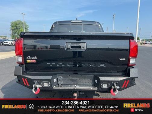2022 Toyota Tacoma SR
