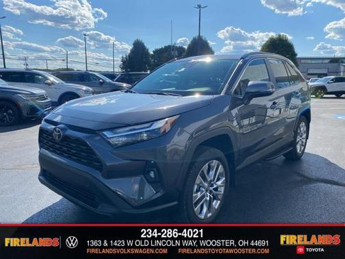 2025 Toyota RAV4 XLE Premium