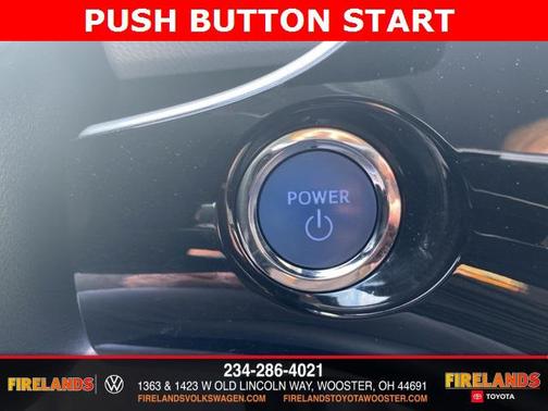 2022 Toyota Prius LE