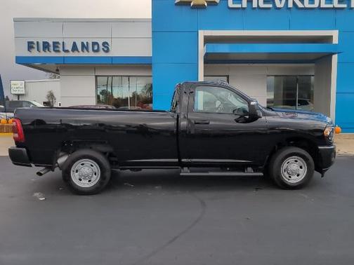 2024 RAM 2500 Tradesman Regular Cab 4x2 8' Box