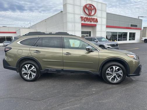 2021 Subaru Outback Touring XT