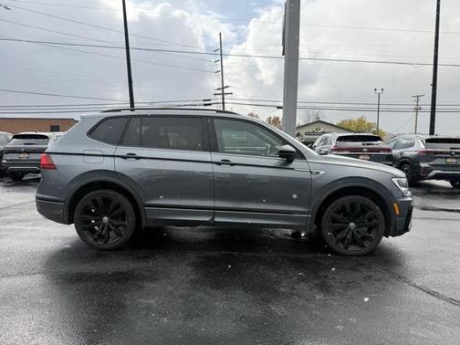 2021 Volkswagen Tiguan 2.0T SE R-Line Black 4MOTION