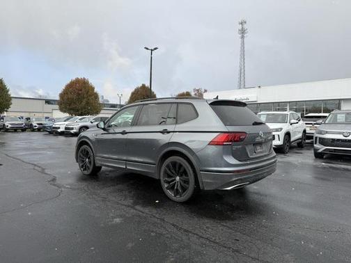 2021 Volkswagen Tiguan 2.0T SE R-Line Black 4MOTION