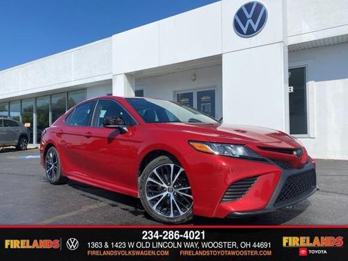 2020 Toyota Camry SE
