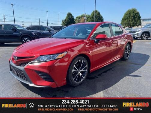 2020 Toyota Camry SE