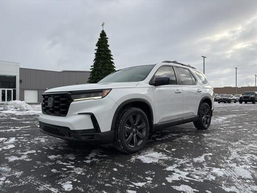 2023 Honda Pilot AWD Sport