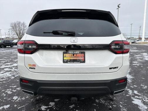 2023 Honda Pilot AWD Sport