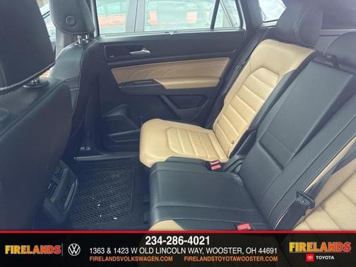 2022 Volkswagen Atlas Cross Sport 3.6L V6 SEL Premium R-Line
