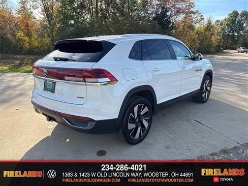 2024 Volkswagen Atlas Cross Sport 2.0T SE w/Technology 4MOTION