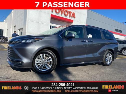 2025 Toyota Sienna XLE