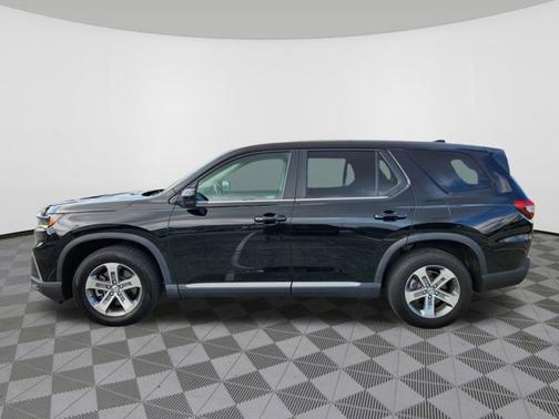2023 Honda Pilot EX-L 7 Passenger