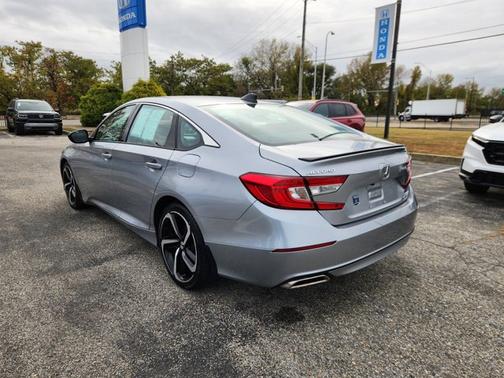 2022 Honda Accord Sport SE