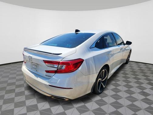 Platinum White Pearl 2022 Honda Accord Sport