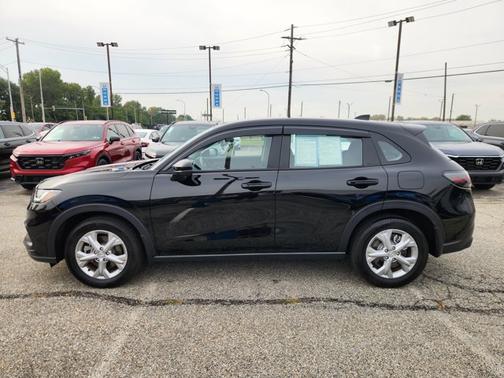 2025 Honda HR-V LX