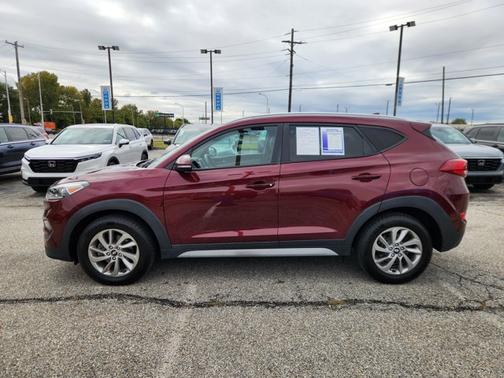 2017 Hyundai TUCSON SE Plus
