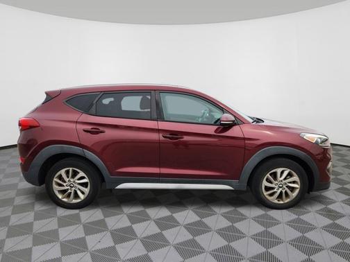 2017 Hyundai TUCSON SE Plus
