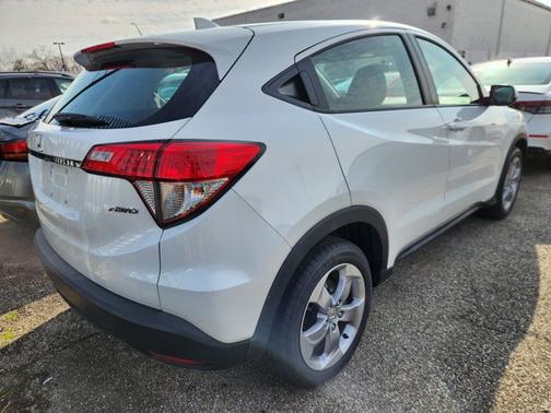 2022 Honda HR-V LX