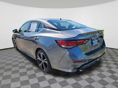 Gun Metallic 2022 Nissan Sentra SR