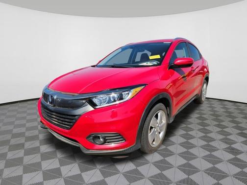Red 2019 Honda HR-V EX