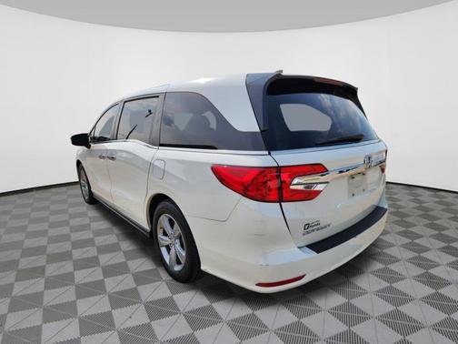 White 2019 Honda Odyssey EX-L