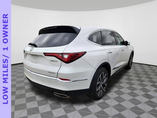 2023 Acura MDX w/Technology Package